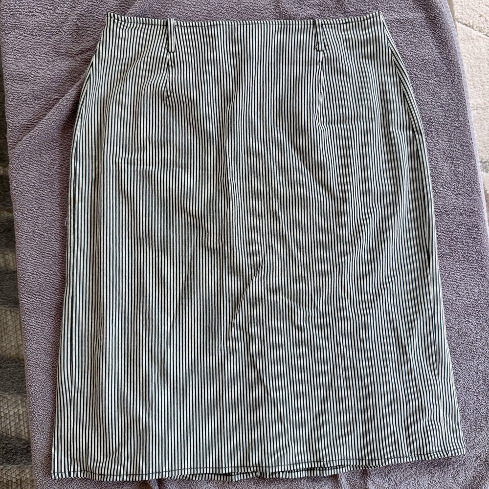 Worth Womens Skirt Size 10 Black White Stripe Pencil Career Midi Stretch Zip